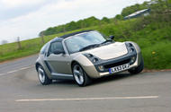 Smart Roadster cornering front 3/4