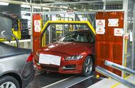 Jaguar XF production line