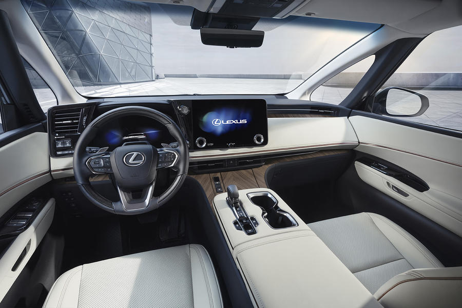 Lexus LM dashboard