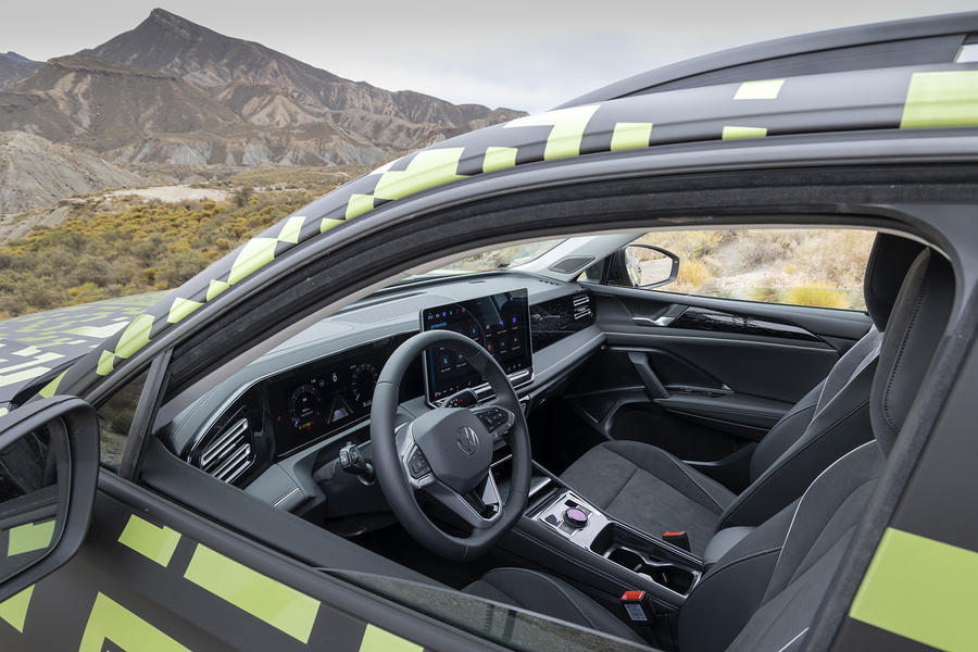 2023 Volkswagen Tiguan prototype interior