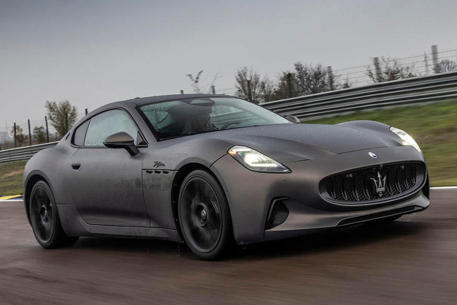 Maserati Granturismo Folgore front tracking