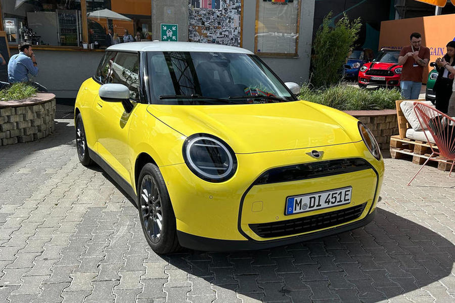 Mini Cooper Electric front