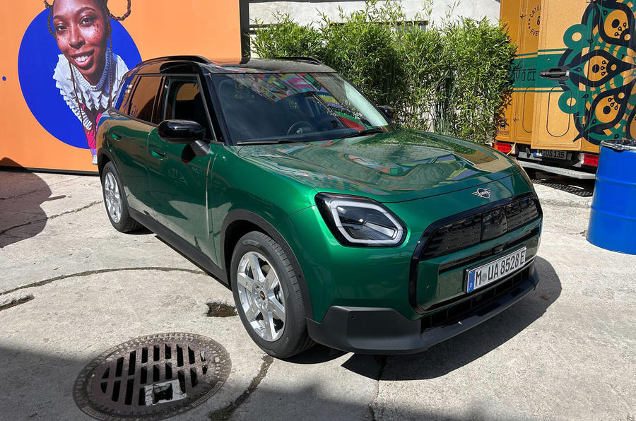 2024 Mini Countryman – front