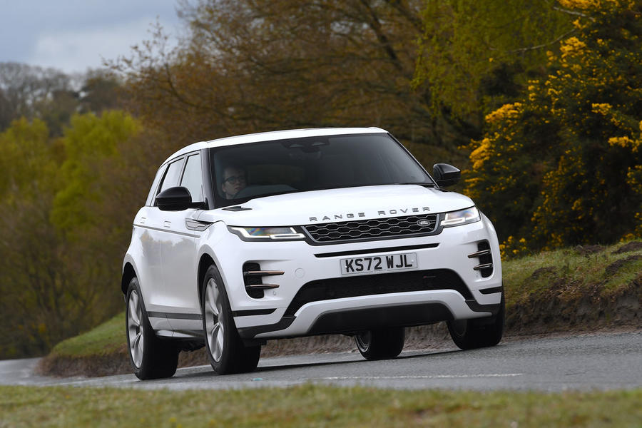 Range Rover Evoque front tracking