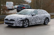 Audi A7 Avant front three quarter lead