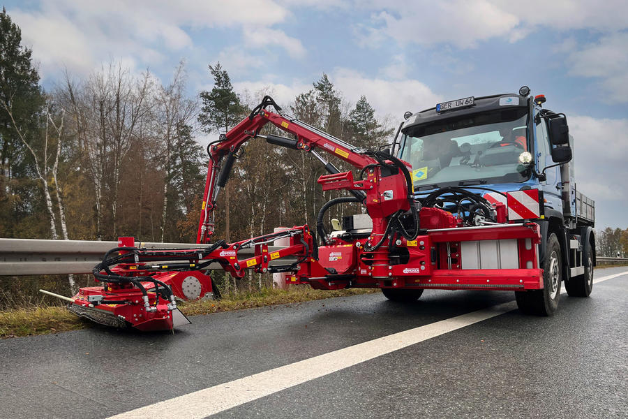 Mercedes-Benz Unimog hydrogen moving motorway verge