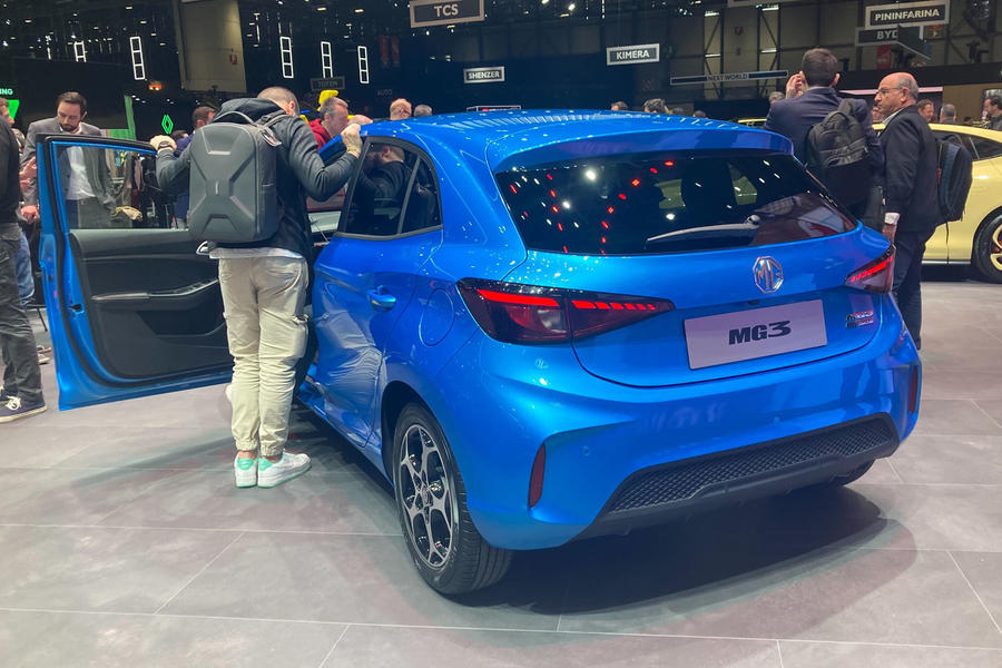 MG 3 Geneva motor show rear