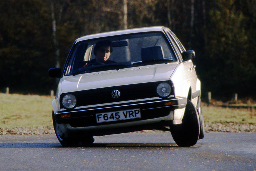 Mk2 VW Golf hard cornering 