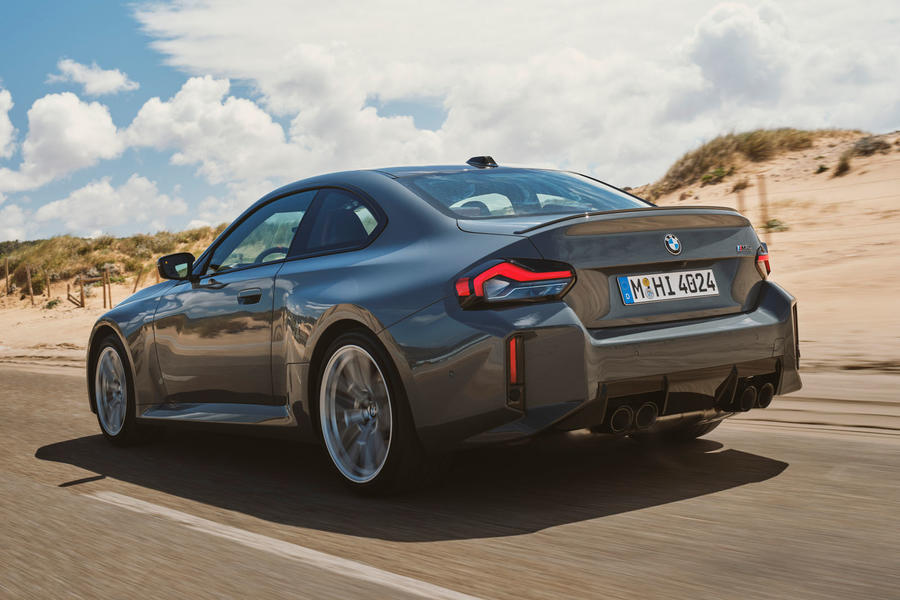 BMW M2 update rear quarter