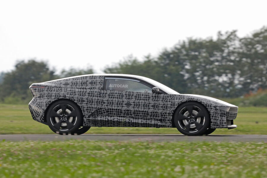 BMW Neue Klasse coupe prototype side tracking