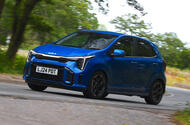 Kia Picanto front quarter tracking